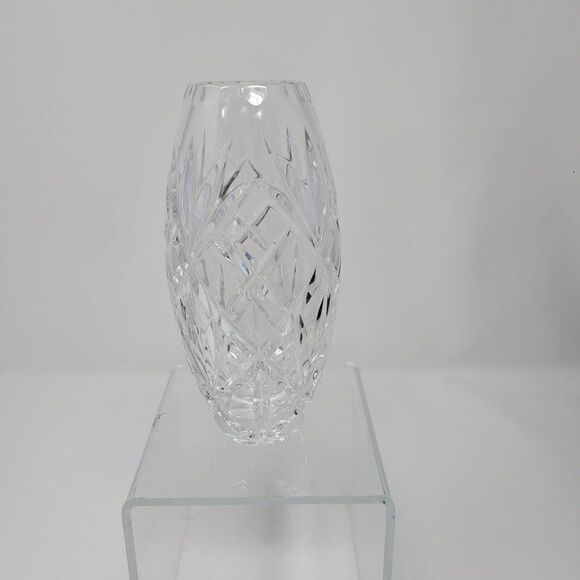 Vintage Carved Crystal Vase 6" Diamond Star Sparkle Narrow Oval Flower Vase - Picture 8 of 10